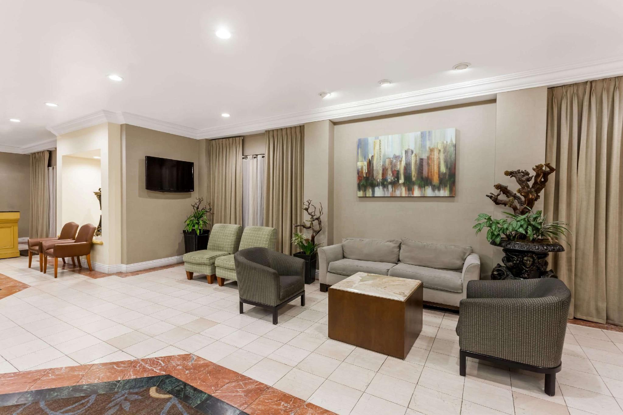 Howard Johnson By Wyndham Fullerton/Anaheim Conference Cntr מראה חיצוני תמונה
